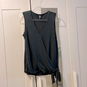 Bobeau Surplice Sleeveless Side Hem Top
